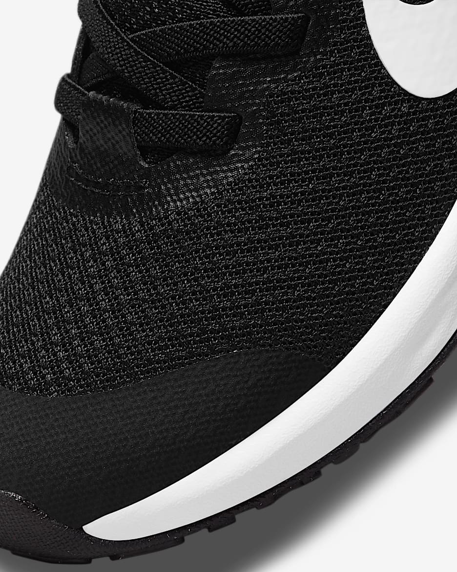 Nike revolution 4 flyease women's sales